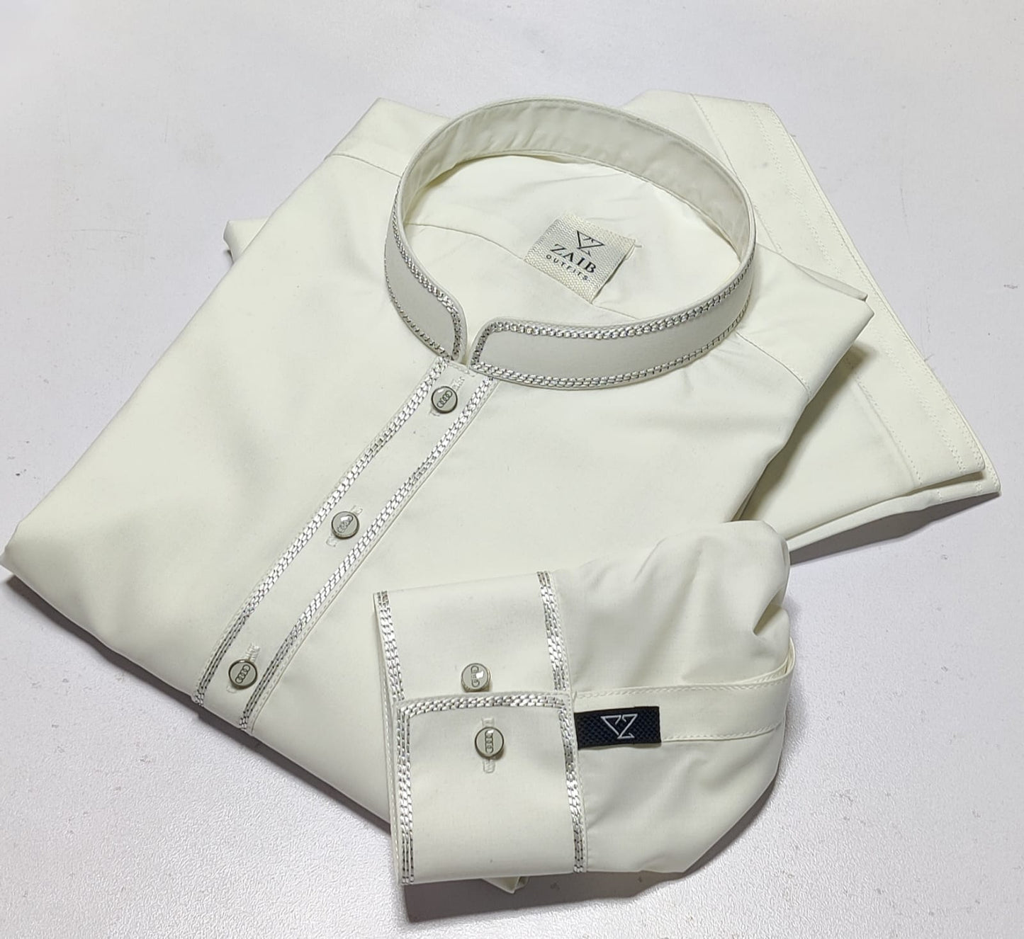 Off White Double Silai ریشمی Thread Suit in Wash & Wear Stuff